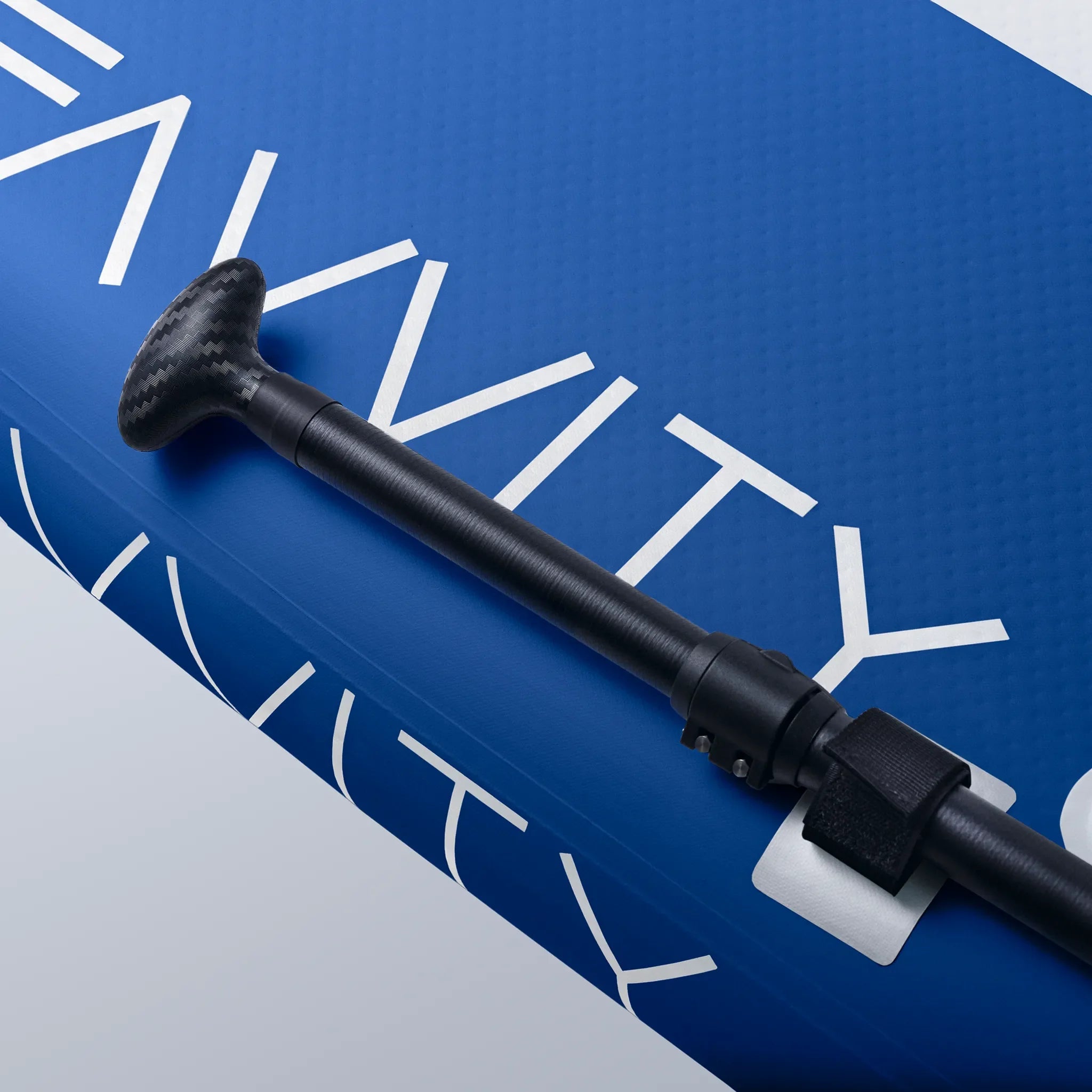 FAVVITY Marineblau x JAYKAY
